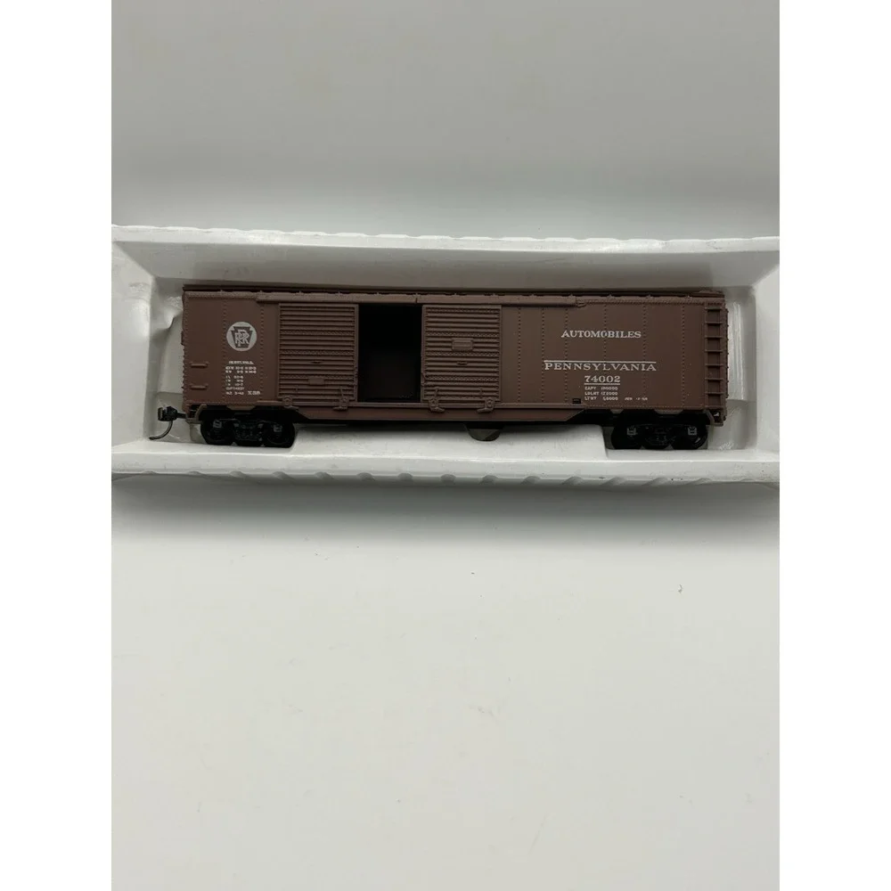 Bachmann HO Scale Triangle Pacific TPFX 5510 Brown‎ Box Car Freight Train Used